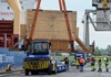 Die Hochdruckturbine ist gut auf der Baustelle angekommen und wird zunächst eingelagert